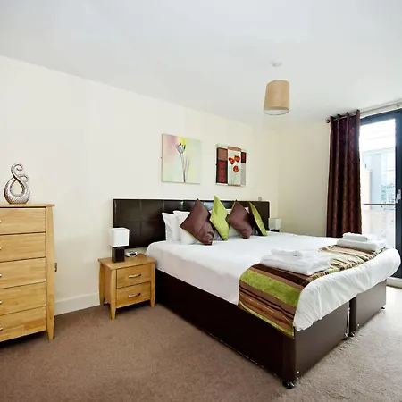 Apartament Staycity Serviced - Arcadian Centre *